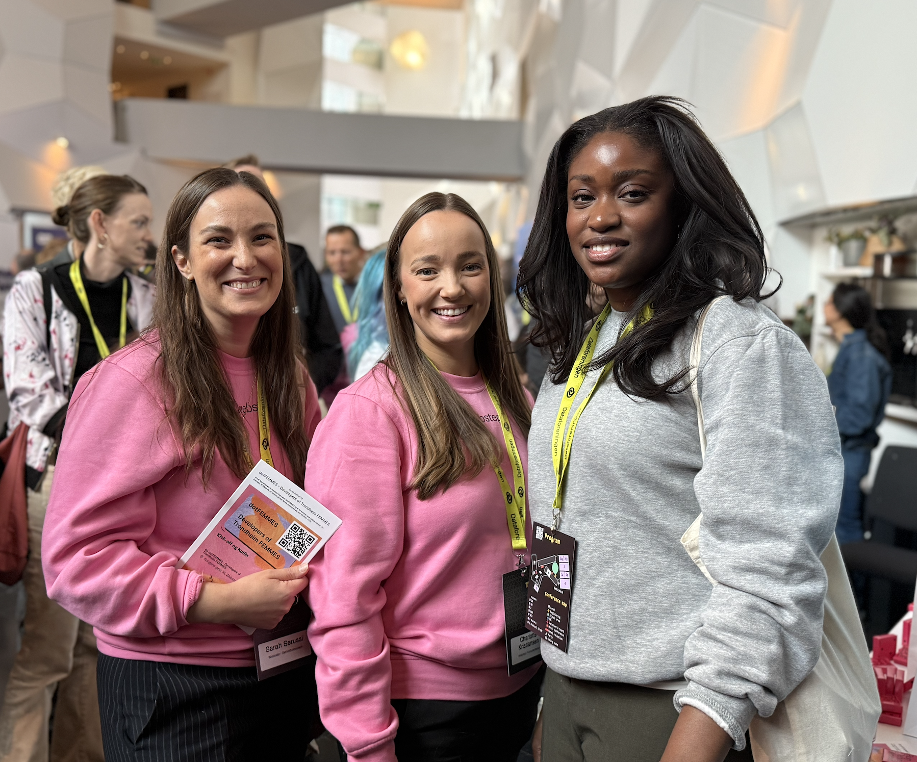 Sarah sammen med sine kollegaer i Webstep Trondheim på NDC i år.