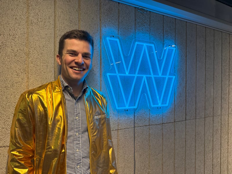 Andreas Flått iført AWS Golden Jacket